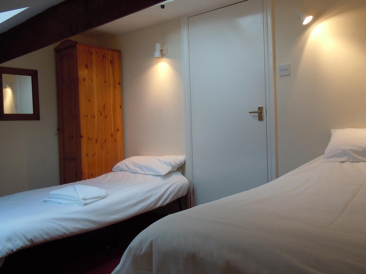 The New Inn Thornton Dale Room photo